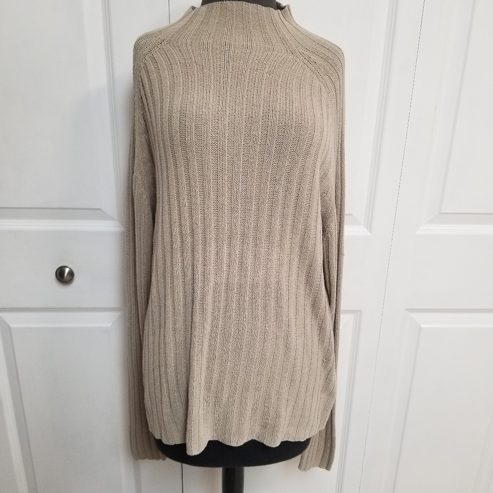 DKNY Woman's Medium Sweater